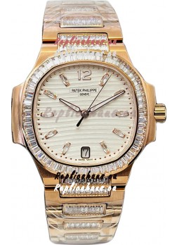 Patek Philippe Nautilus 7118R 35MM 1:1 Rose Gold White Dial 1:1 Mirror Replica Watch