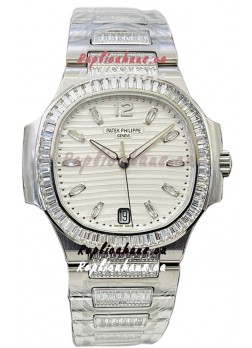 Patek Philippe Nautilus 7118 35MM 1:1 Stainless Steel White Dial 1:1 Mirror Replica Watch
